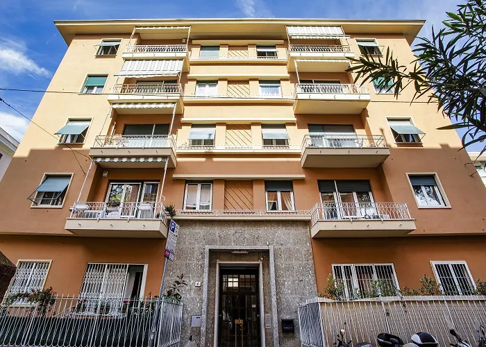 Apartment Light In Albaro By Wonderful Italy